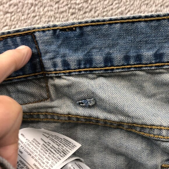 Levis Mens Jeans Size 46x34 Straight Leg 559 Relaxed Blue Denim Casual Classic - Picture 12 of 16